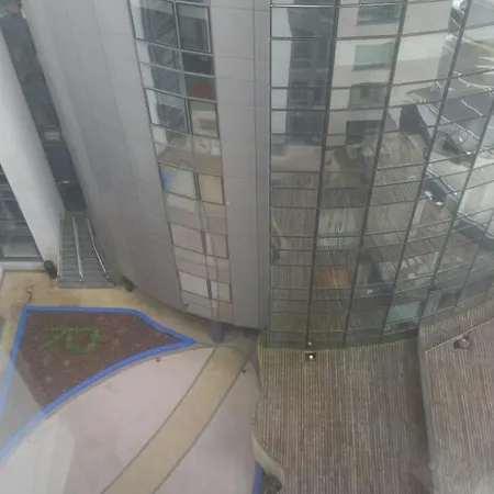 Apartment Bishops Quay *